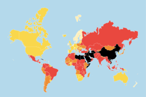 Verdenskart som visere landenes pressefrihetsindex. Norge er på topp (høyest pressefrihet), og har den lyseste fargen.